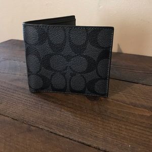 NWOBT Coach Men’s double billfold wallet